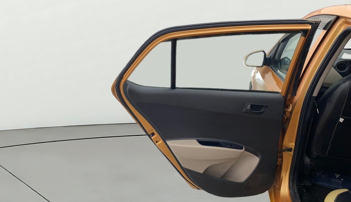 2015 Hyundai Grand i10 MAGNA 1.2 KAPPA VTVT, Petrol, Manual, 70,265 km, LHS Rear Door