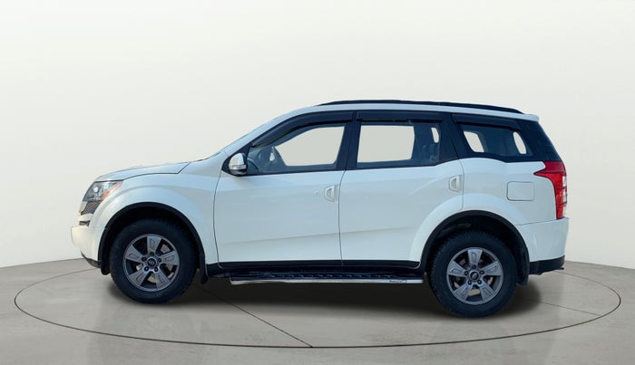 2015 Mahindra XUV500 W8, Diesel, Manual, 77,616 km, Left Side