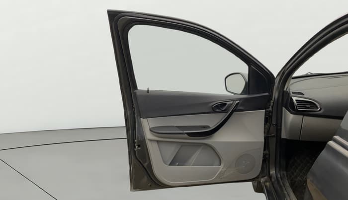 2020 Tata Tiago XT PETROL, Petrol, Manual, 79,100 km, LHS Front Door