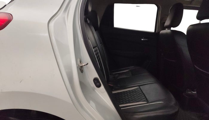 2019 Maruti Swift ZXI, Petrol, Manual, 79,756 km, Right Side Rear Door Cabin