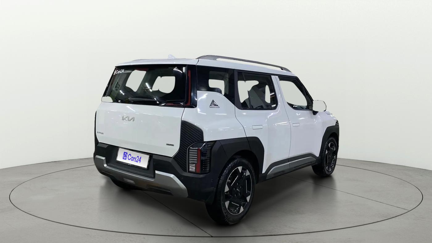 2025 KIA SYROS HTX Plus (O) 1.5 Diesel 6AT, Diesel, Automatic, 4,710 km, Right Back Diagonal