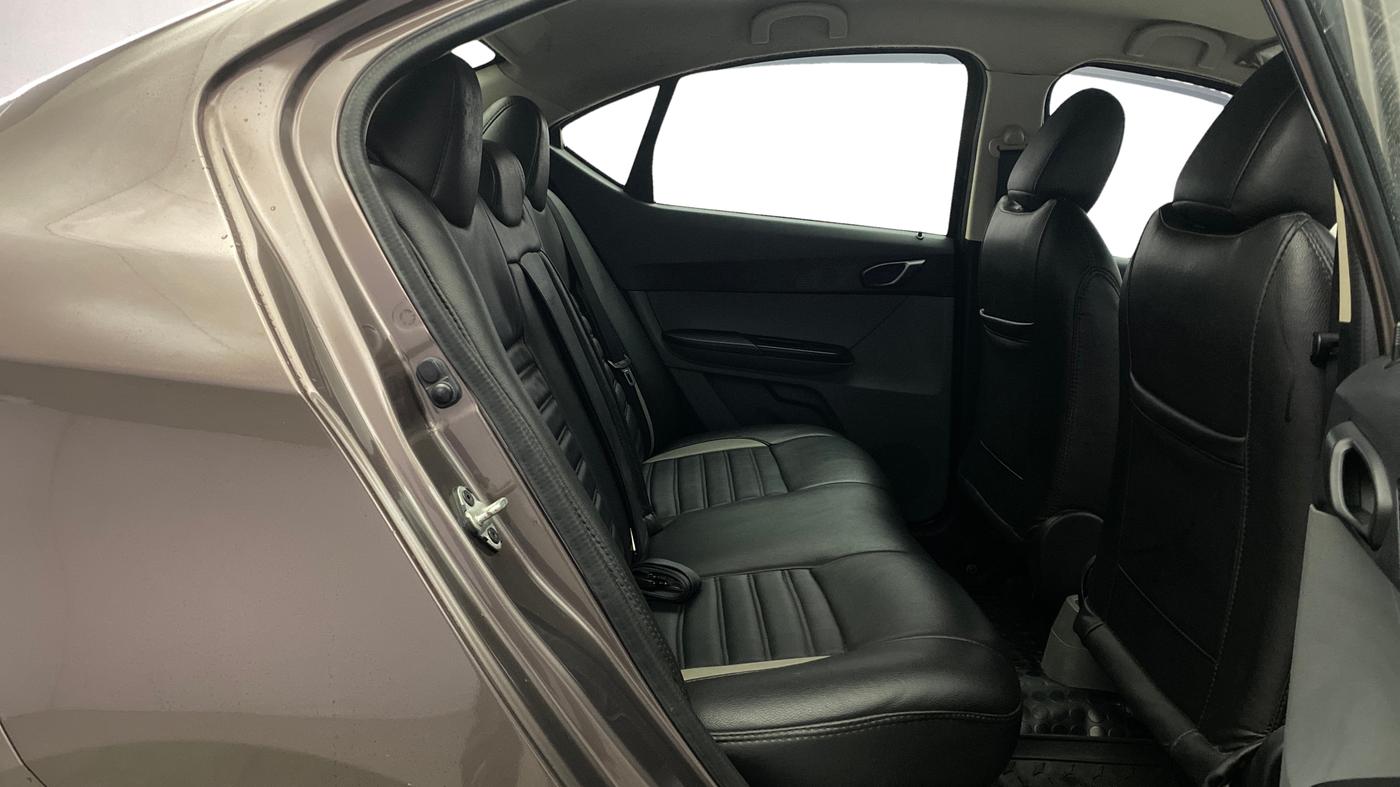 2019 Tata TIGOR XM (O) PETROL, Petrol, Manual, 65,729 km, Right Side Rear Door Cabin