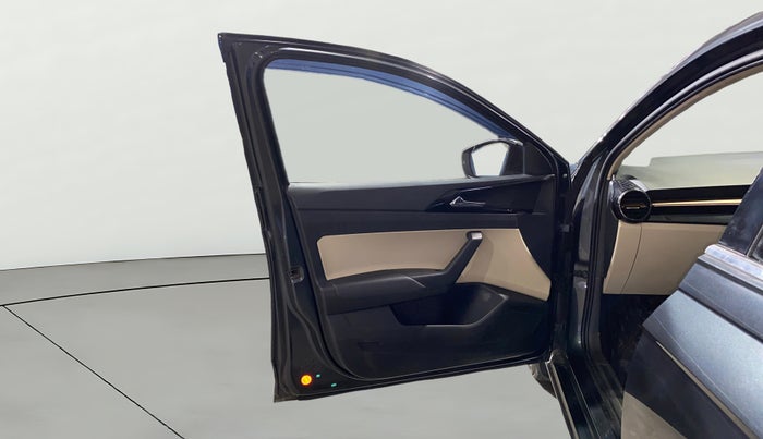 2022 Skoda SLAVIA STYLE 1.0L TSI AT, Petrol, Automatic, 28,140 km, LHS Front Door