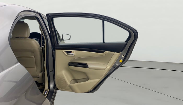 2017 Maruti Ciaz ZXI, Petrol, Manual, 76,249 km, RHS Rear Door