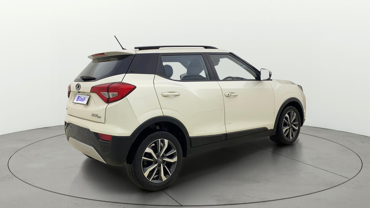 2021 Mahindra XUV300 W8 (O) 1.2 PETROL, Petrol, Manual, 78,893 km, Right Back Diagonal