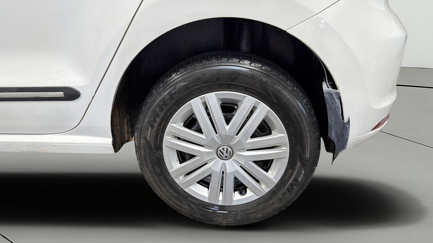 2019 Volkswagen Polo TRENDLINE 1.0L, Petrol, Manual, 48,807 km, Left Rear Wheel