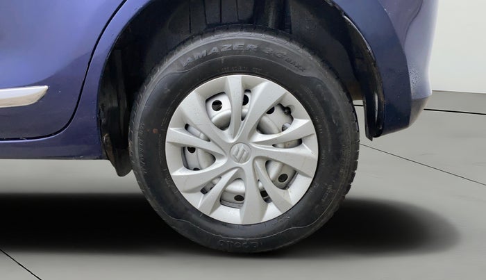 2021 Maruti Swift LXI, Petrol, Manual, 33,605 km, Left Rear Wheel