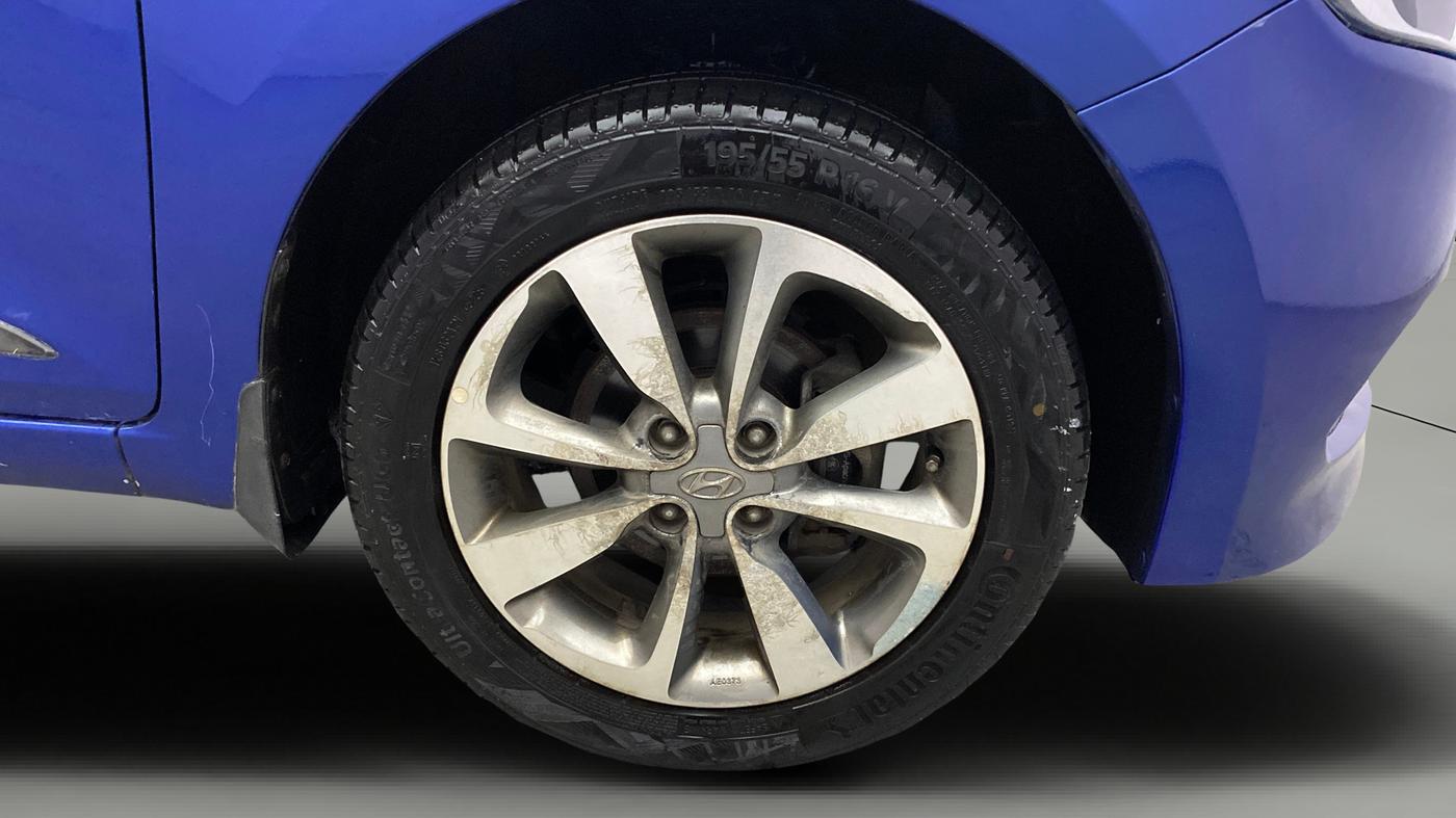 2015 Hyundai Elite i20 ASTA 1.2 (O), Petrol, Manual, 62,973 km, Right Front Wheel
