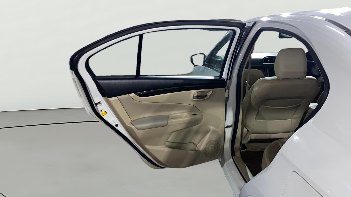 2017 Maruti Ciaz ALPHA 1.4 PETROL, Petrol, Manual, 35,251 km, LHS Rear Door