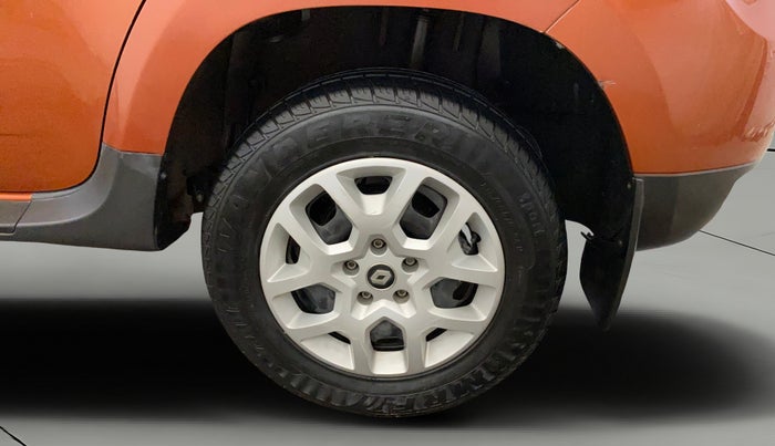 2017 Renault Duster RXL PETROL, CNG, Manual, 26,729 km, Left Rear Wheel