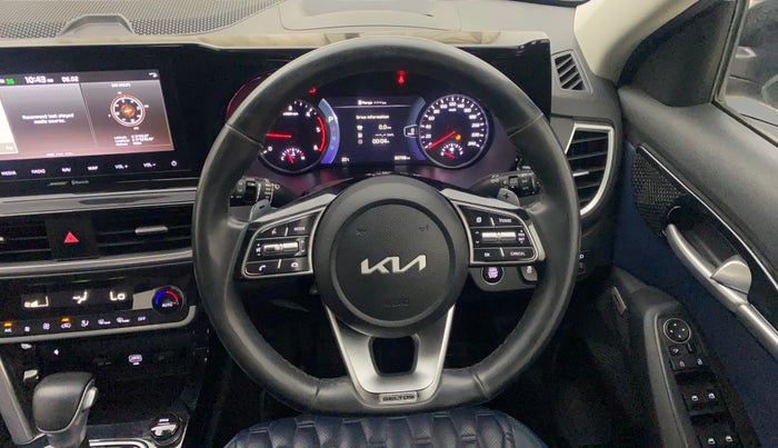 2022 KIA SELTOS X LINE 1.5 DIESEL AT, Diesel, Automatic, 33,668 km, Steering Wheel Close Up