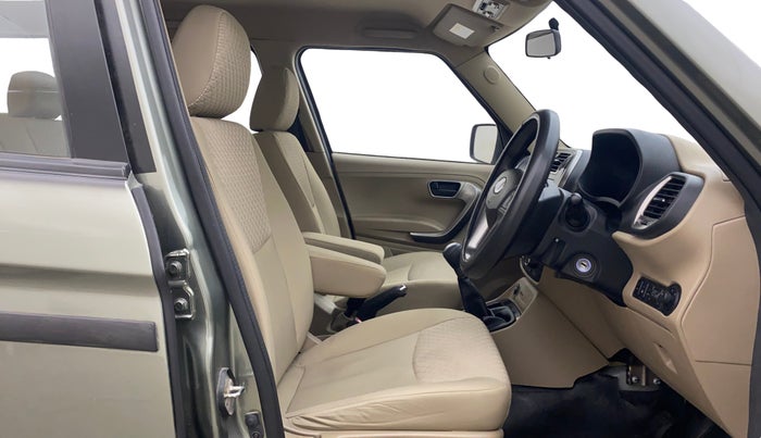 2022 Mahindra BOLERO NEO N 10, Diesel, Manual, 26,000 km, Right Side Front Door Cabin