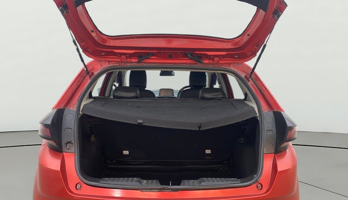 2021 Tata ALTROZ XZ PETROL, Petrol, Manual, 71,615 km, Boot Open Zoomed View