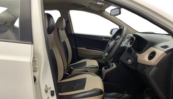 2014 Hyundai Xcent S 1.2, Petrol, Manual, 81,610 km, Right Side Front Door Cabin