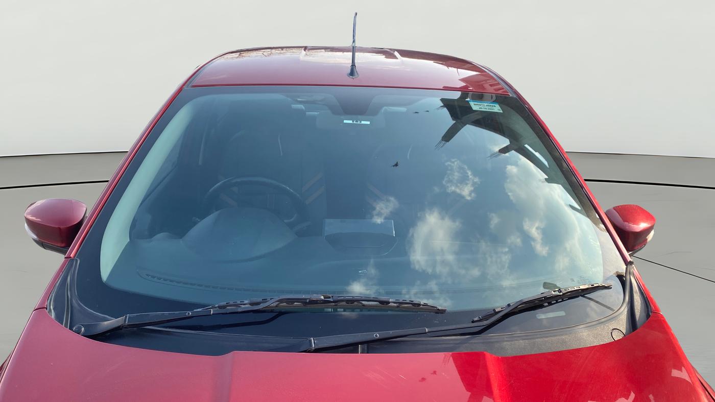 2020 Ford New Figo TITANIUM 1.2 PETROL MT, Petrol, Manual, 87,645 km, Front Windshield