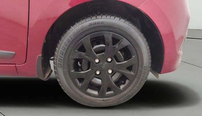 2015 Hyundai Grand i10 SPORTZ 1.2 KAPPA VTVT, Petrol, Manual, 83,156 km, Right Front Wheel