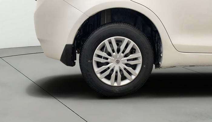2013 Maruti Swift Dzire VXI, Petrol, Manual, 30,674 km, Right Rear Wheel
