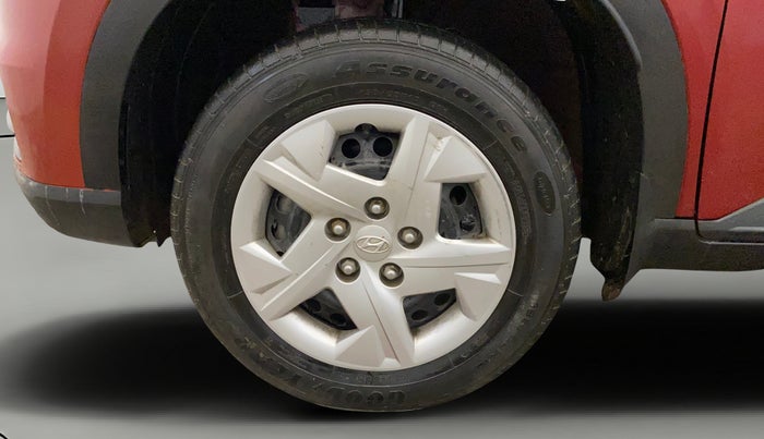 2022 Hyundai VENUE S 1.2, Petrol, Manual, 42,919 km, Left Front Wheel