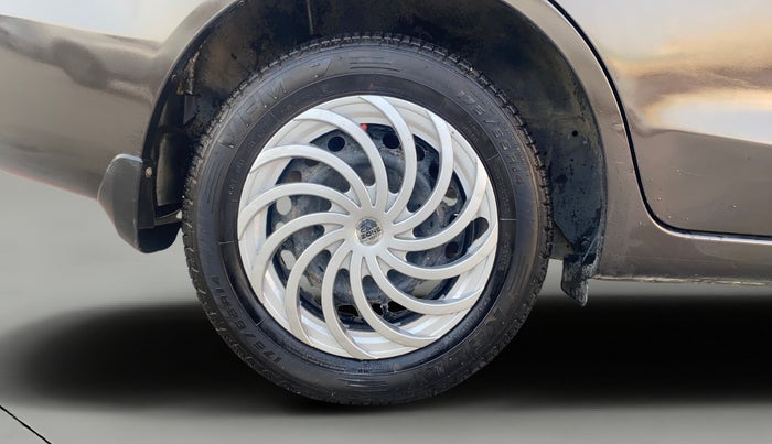 2017 Honda Amaze 1.2L I-VTEC S, Petrol, Manual, 46,424 km, Right Rear Wheel