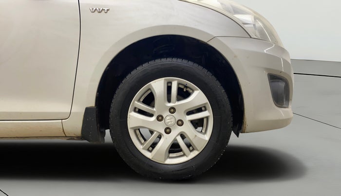 2013 Maruti Swift Dzire ZXI, Petrol, Manual, 1,46,661 km, Right Front Wheel