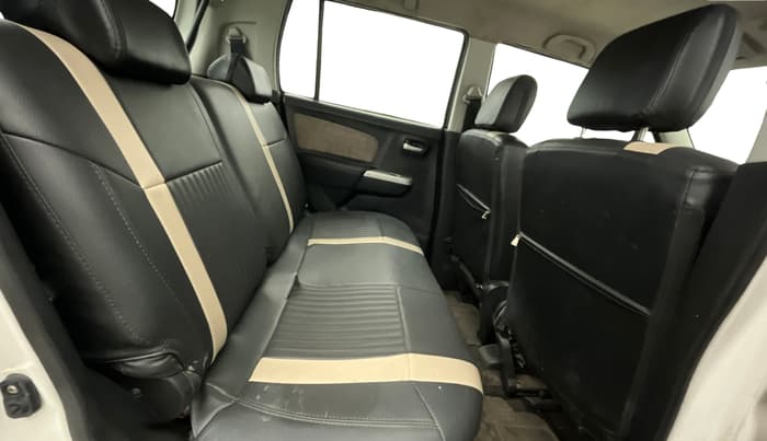 2015 Maruti Wagon R 1.0 VXI, Petrol, Manual, 68,287 km, Right Side Rear Door Cabin