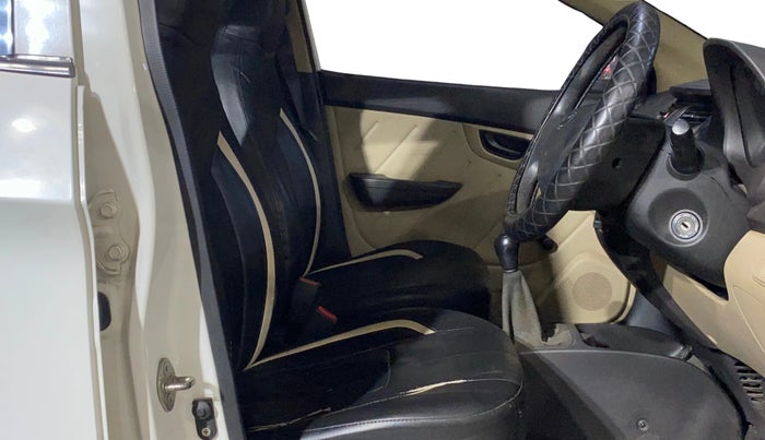 2013 Hyundai Eon D-LITE+, Petrol, Manual, 79,479 km, Right Side Front Door Cabin