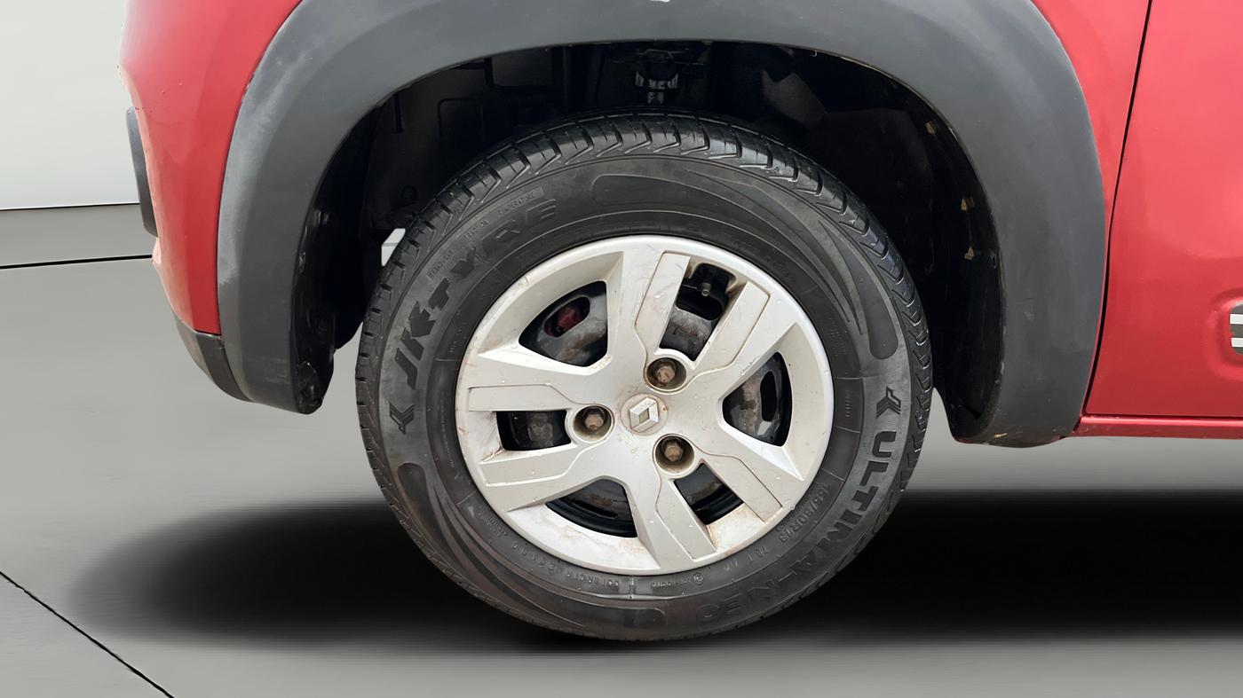 2018 Renault Kwid RXT 1.0 AMT (O), CNG, Automatic, 63,199 km, Left Front Wheel
