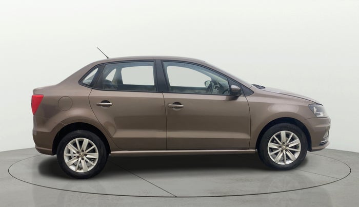 2016 Volkswagen Ameo HIGHLINE1.2L, Petrol, Manual, 96,313 km, Right Side View