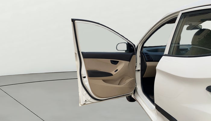 2013 Hyundai Eon MAGNA +, Petrol, Manual, 40,001 km, LHS Front Door