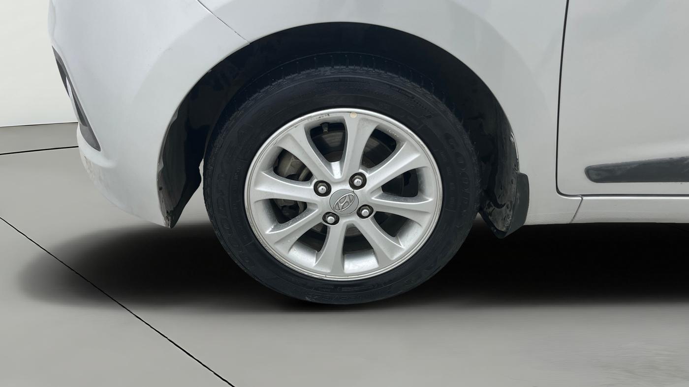 2015 Hyundai Grand i10 ASTA AT 1.2 KAPPA VTVT, Petrol, Automatic, 78,909 km, Left Front Wheel