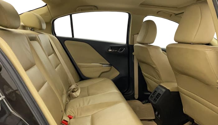 2018 Honda City 1.5L I-VTEC ZX CVT, Petrol, Automatic, 73,764 km, Right Side Rear Door Cabin