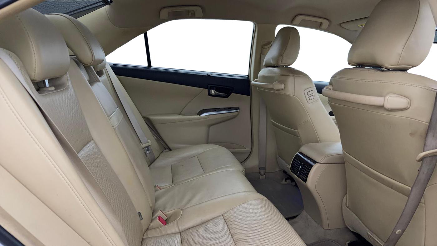 2016 Toyota Camry HYBRID, Hybrid, Automatic, 63,113 km, Right Side Rear Door Cabin