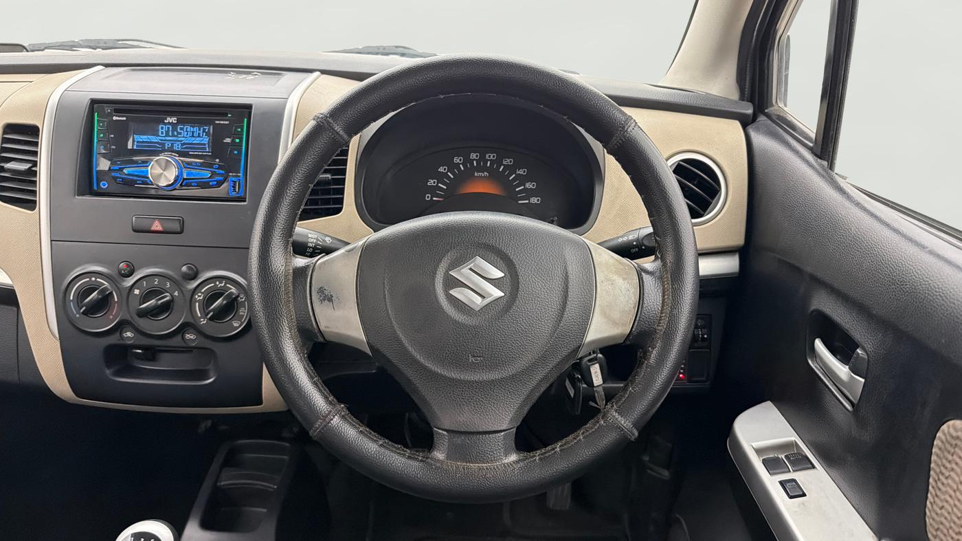 2018 Maruti Wagon R 1.0 LXI CNG, CNG, Manual, 49,012 km, Steering Wheel Close Up