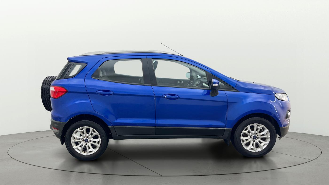 2015 Ford Ecosport TITANIUM 1.5L PETROL AT, Petrol, Automatic, 1,04,327 km, Right Side View
