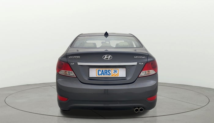 2013 Hyundai Verna FLUIDIC 1.6 VTVT SX, Petrol, Manual, 1,35,690 km, Back/Rear