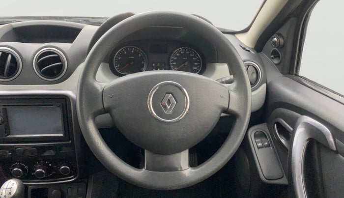 2014 Renault Duster 85 PS RXE DIESEL, Diesel, Manual, 78,157 km, Steering Wheel Close Up