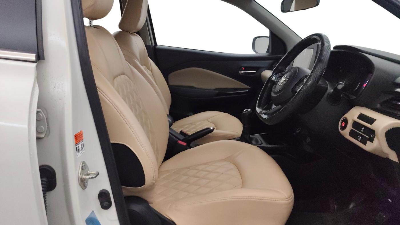 2024 Toyota Glanza G E-CNG, CNG, Manual, 67,367 km, Right Side Front Door Cabin