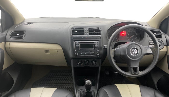 2013 Volkswagen Polo COMFORTLINE 1.2L, Diesel, Manual, 97,390 km, Dashboard