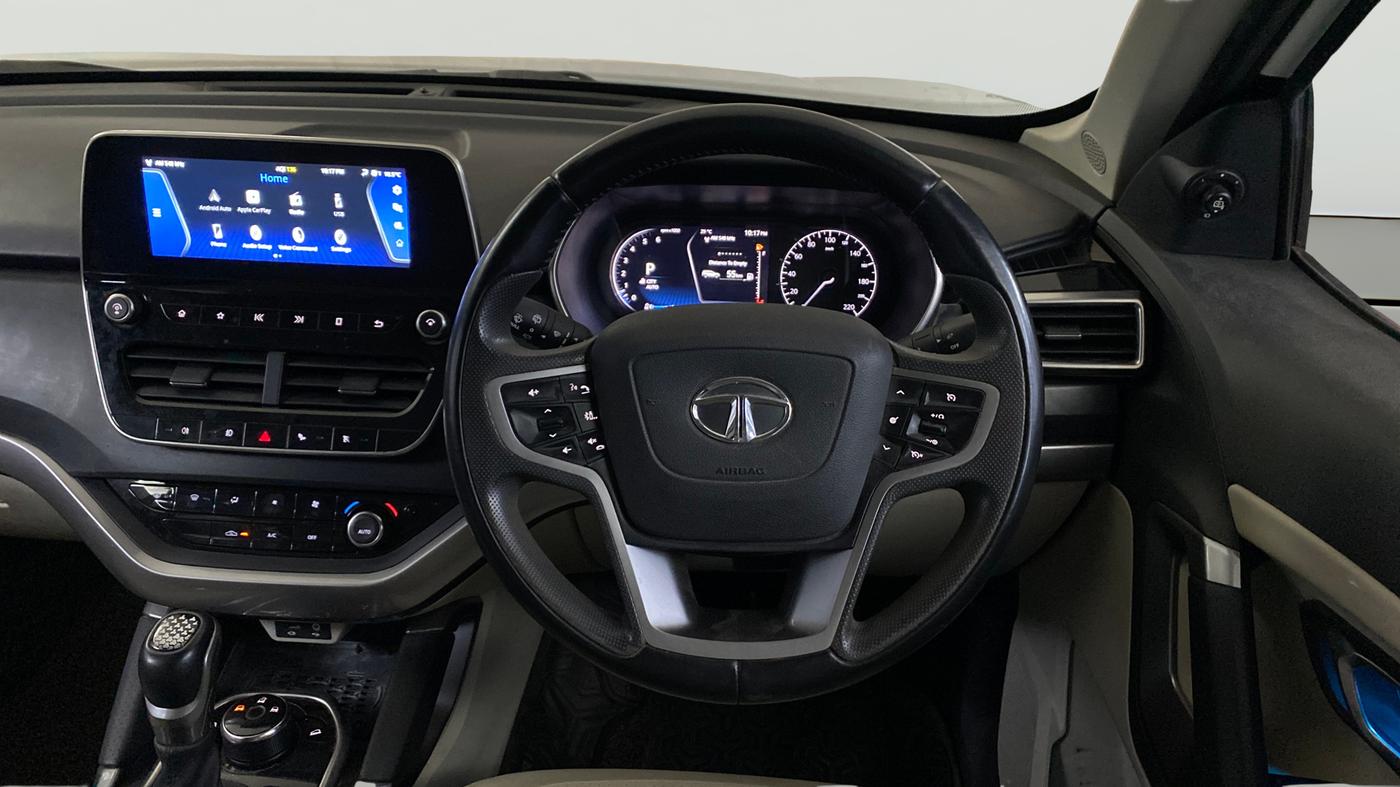 2022 Tata Safari XZA PLUS, Diesel, Automatic, 70,304 km, Steering Wheel Close Up