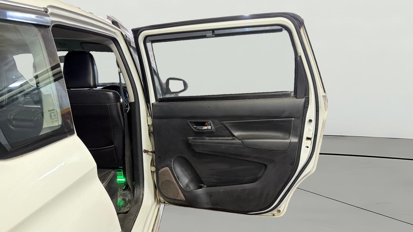 2019 Maruti XL6 ALPHA AT, Petrol, Automatic, 1,25,848 km, RHS Rear Door