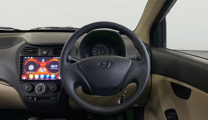 2017 Hyundai Eon ERA +, Petrol, Manual, 27,194 km, Steering Wheel Close Up