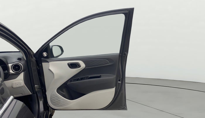 2023 Hyundai GRAND I10 NIOS MAGNA AMT 1.2 KAPPA VTVT, Petrol, Automatic, 7,137 km, RHS Front Door