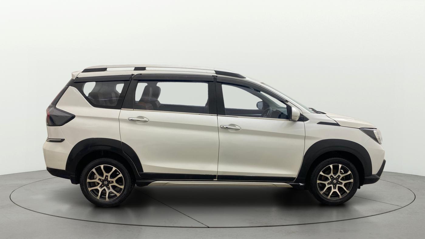2022 Maruti XL6 ZETA MT, Petrol, Manual, 1,05,437 km, Right Side View