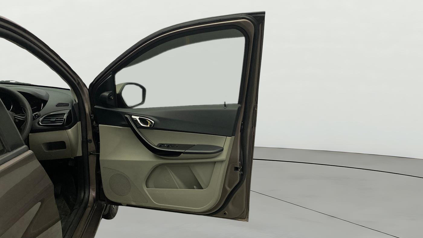 2019 Tata Tiago XZA PETROL, Petrol, Automatic, 81,475 km, RHS Front Door