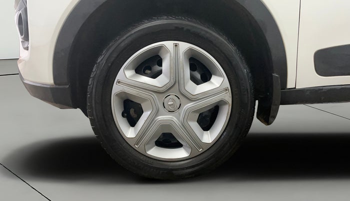 2021 Tata NEXON XM SUNROOF PETROL, Petrol, Manual, 33,975 km, Left Front Wheel