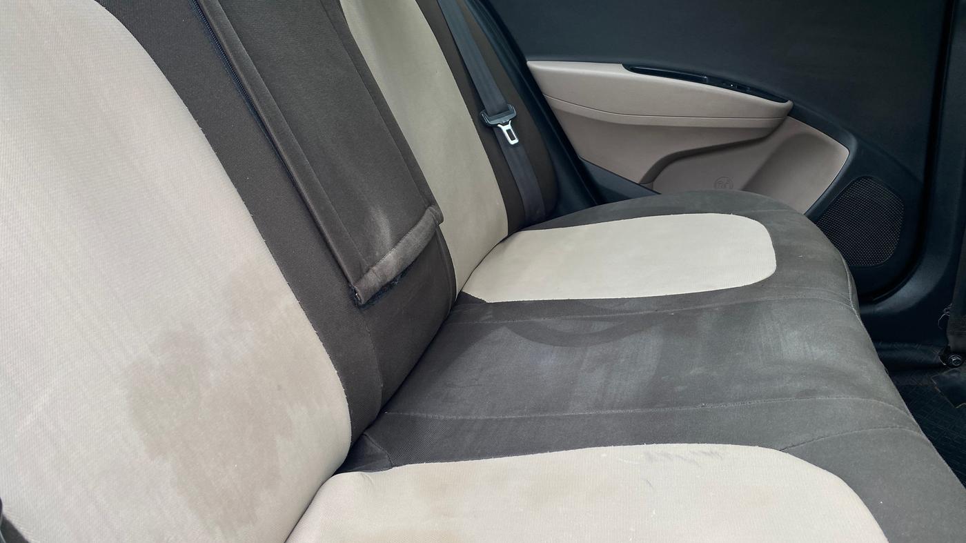 2018 Hyundai Xcent E+, Petrol, Manual, 97,614 km, Right Side Rear Door Cabin