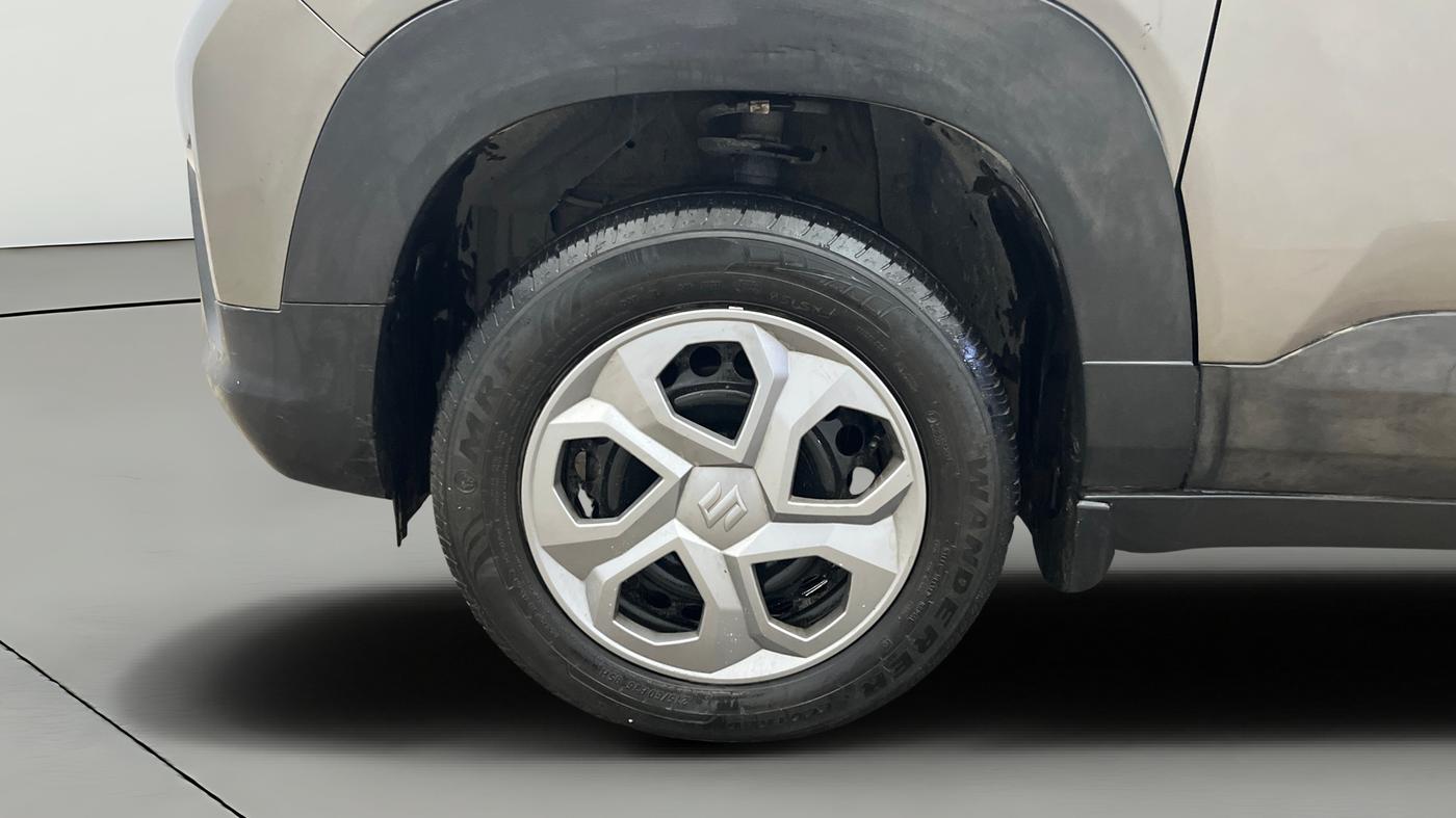 2022 Maruti BREZZA VXI SMART HYBRID, Petrol, Manual, 32,445 km, Left Front Wheel