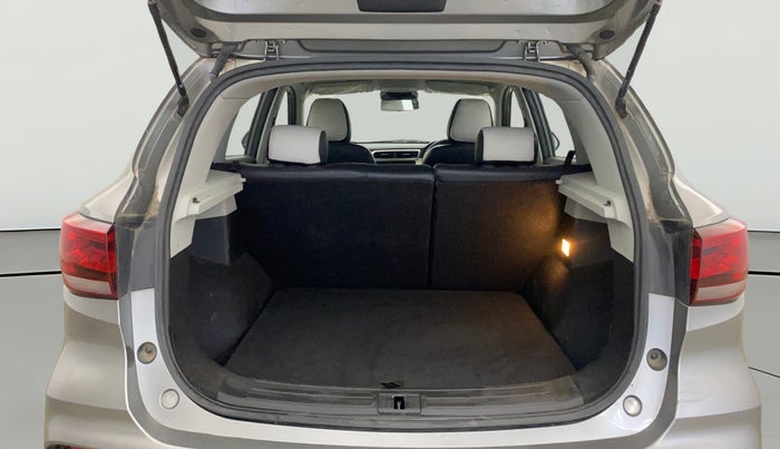 2022 MG ASTOR SUPER 1.5 MT, Petrol, Manual, 39,486 km, Boot Open Zoomed View