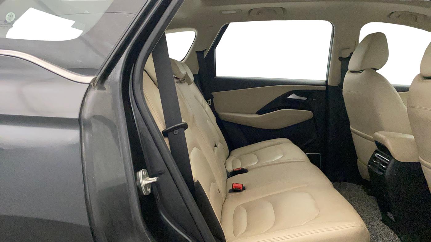 2023 MG HECTOR SHARP PRO 2.0 TURBO DIESEL, Diesel, Manual, 68,591 km, Right Side Rear Door Cabin