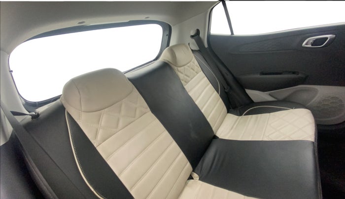 2023 Hyundai GRAND I10 NIOS SPORTZ 1.2 KAPPA VTVT, Petrol, Manual, 39,373 km, Right Side Rear Door Cabin